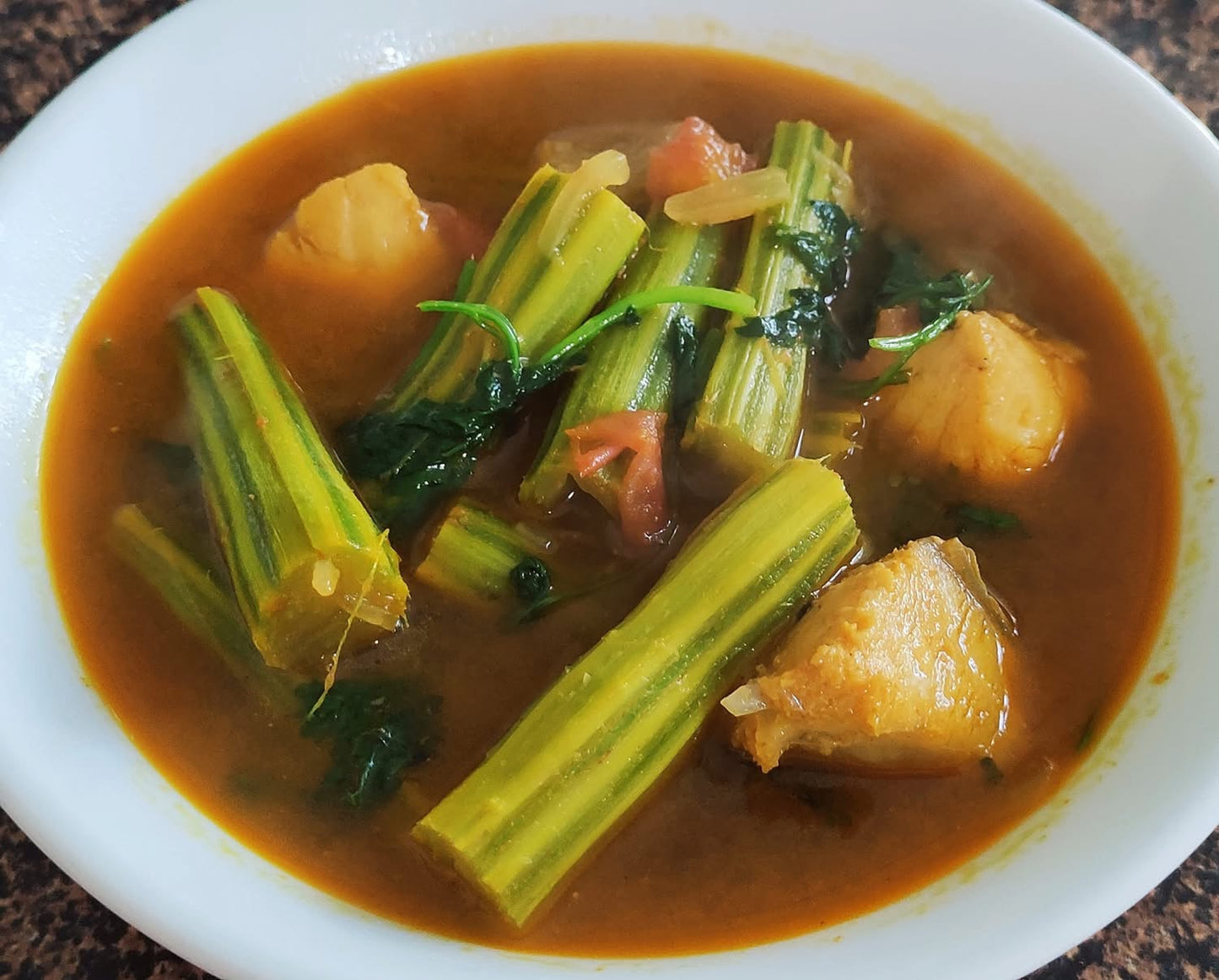ဒန့်သလွန်သီး Drumsticks (1LB)