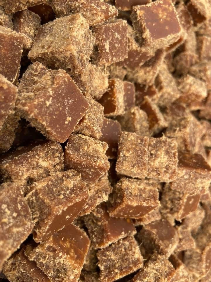 APZ အောင်ပါစေ ဇီးထန်းလျက် 110g