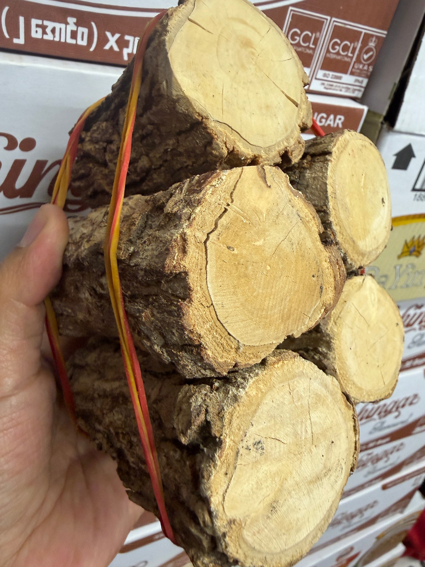 ရှင်မတောင် သနပ်ခါးတုံး