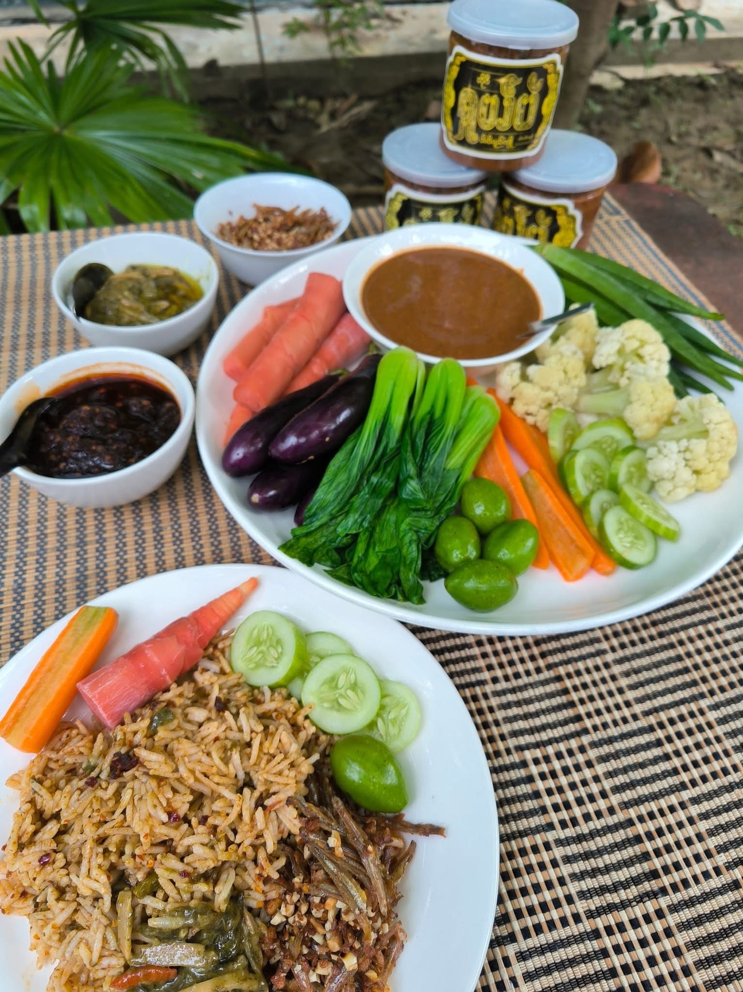 SB ဘိုဂီ ရှယ်ပဲ ငါးပိရည်ကျို