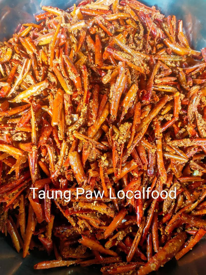 Taung Paw Localfood ငရုတ်သီးမြေပဲနှမ်းအစာသွပ် 160g