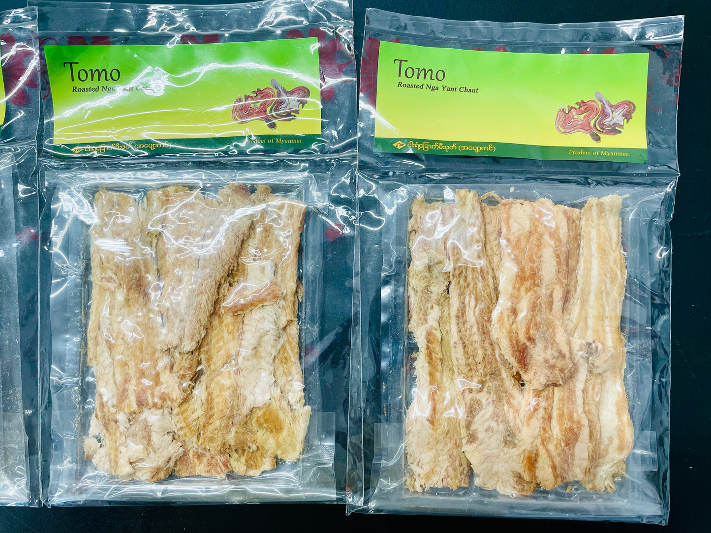 TOMO ငါးရံ့ခြောက်မီးဖုတ် (80g)