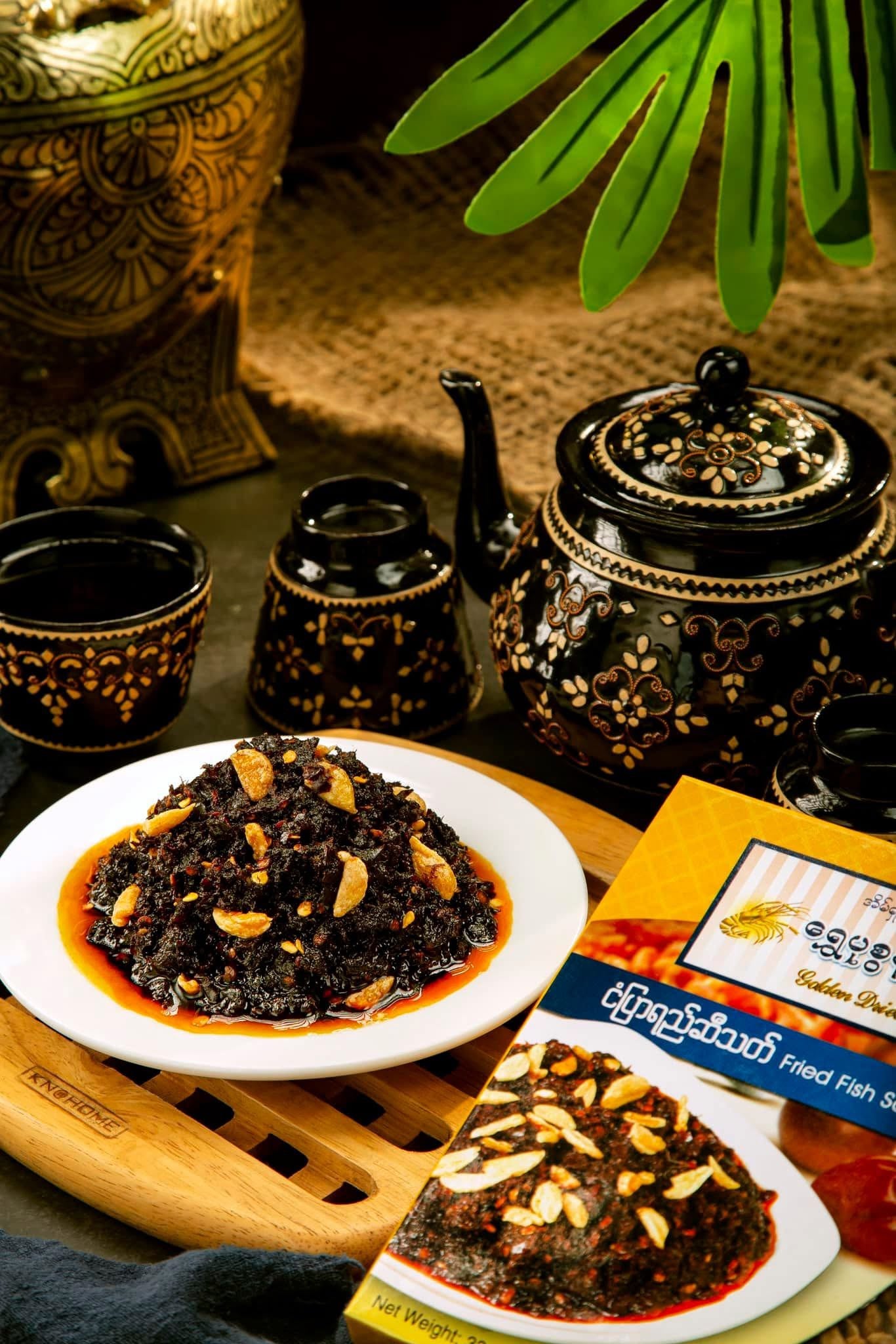 GDP ရွှေပုစွန် ငံပြာရည်ဆီသတ် (330g)
