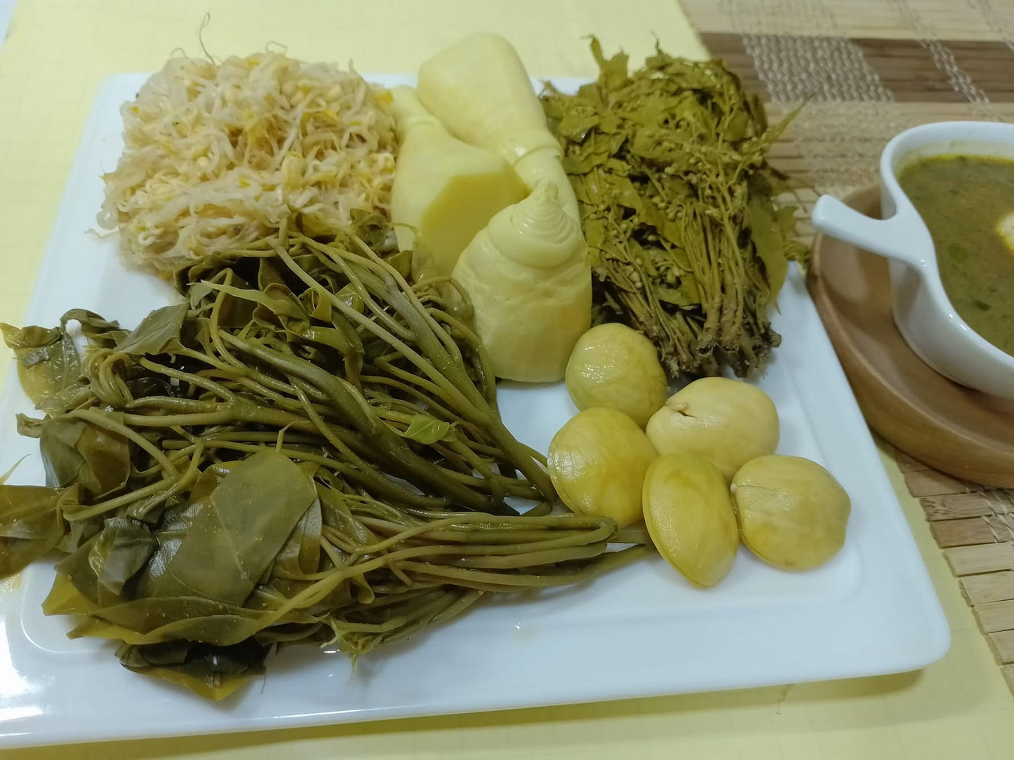 ZLPP ဇလပ်ဖြူဖြူ မြန်မာ့တို့စရာ အချဉ်စုံ (5 In 1 )