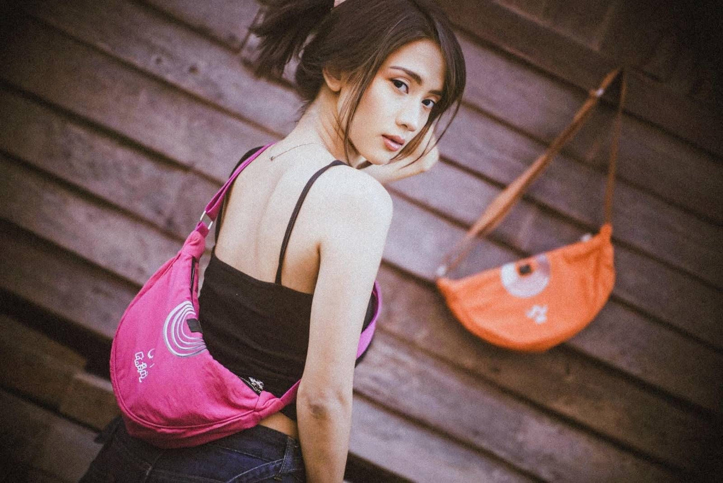 Moon Bag မေရီကို