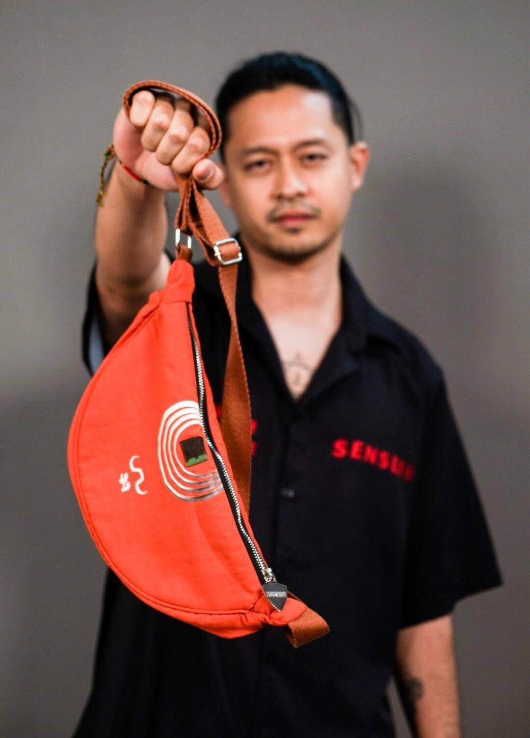 Moon Bag ဒူးဒူ