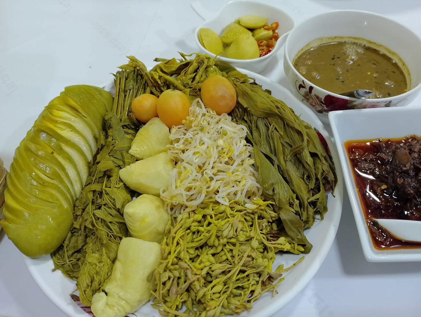 ZLPP ဇလပ်ဖြူဖြူ မြန်မာ့တို့စရာ အချဉ်စုံ (5 In 1 )