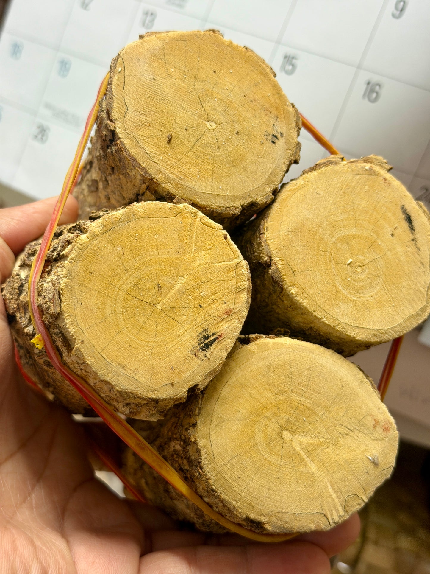 ရှင်မတောင် သနပ်ခါးတုံး