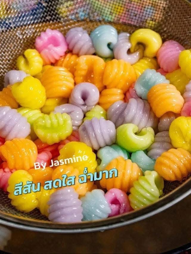 Color Full ရောင်စုံပိုးတီ မုန့်လက်ဆောင်းဖတ်ခြောက် 300g