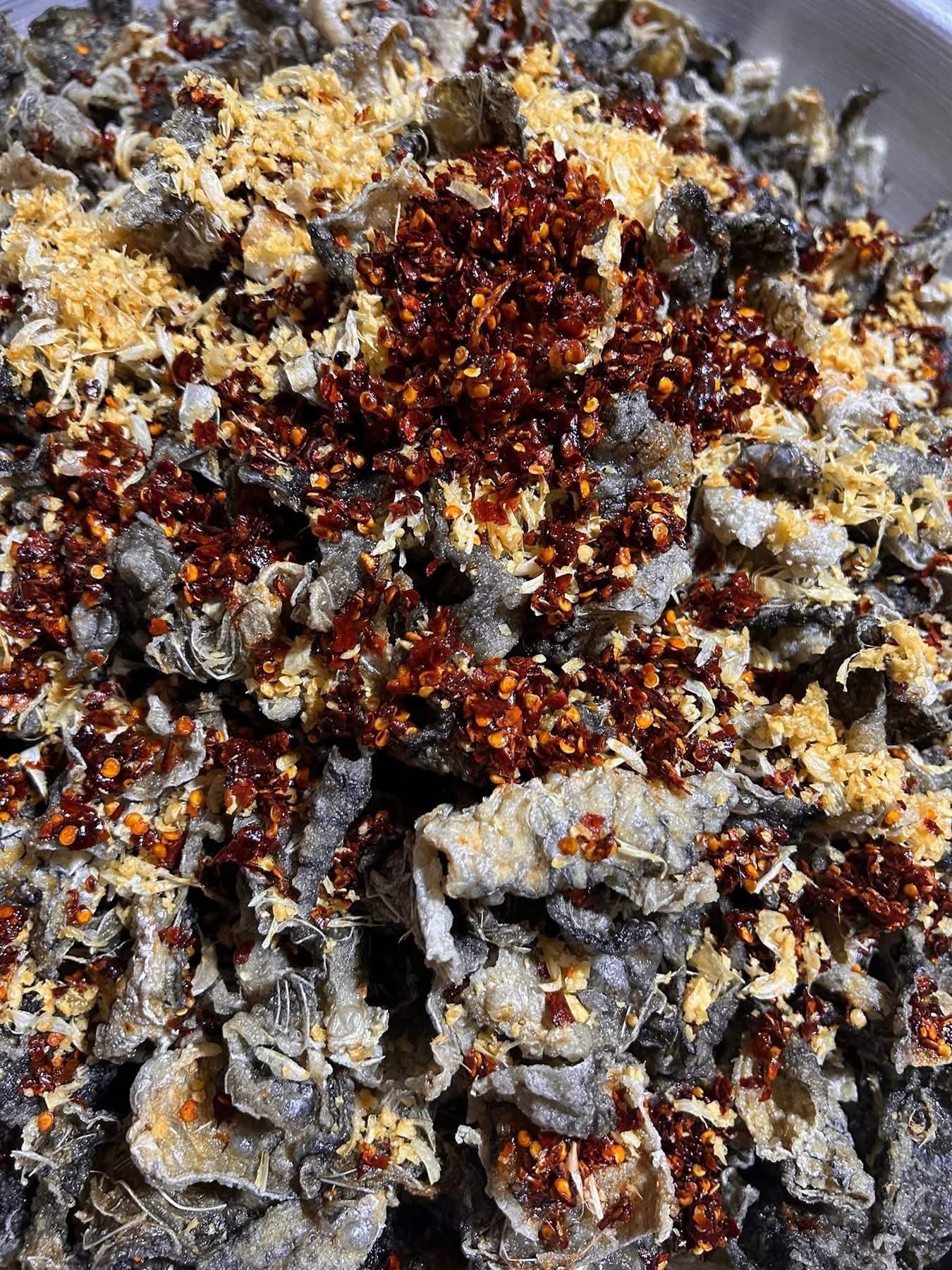 Made In Mandalay ငါးရေခွံကြော် (အစပ်) 300g