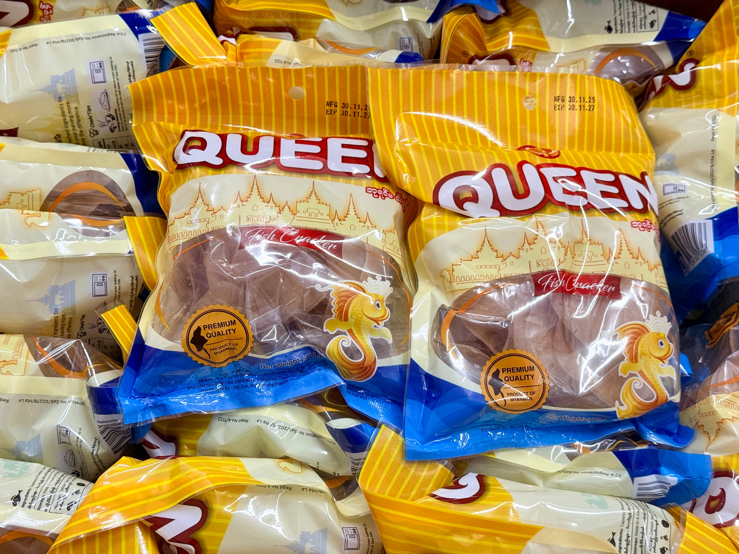 Queen ငါးမုန့်ကြော်