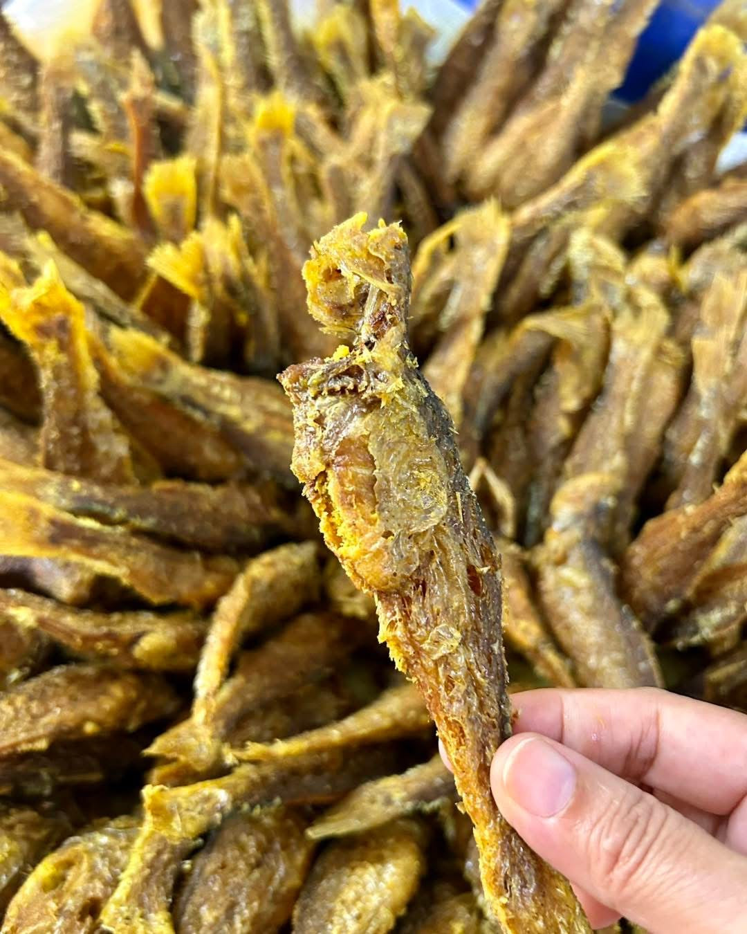 HH ငါးပုဏ္ဏားကြော်