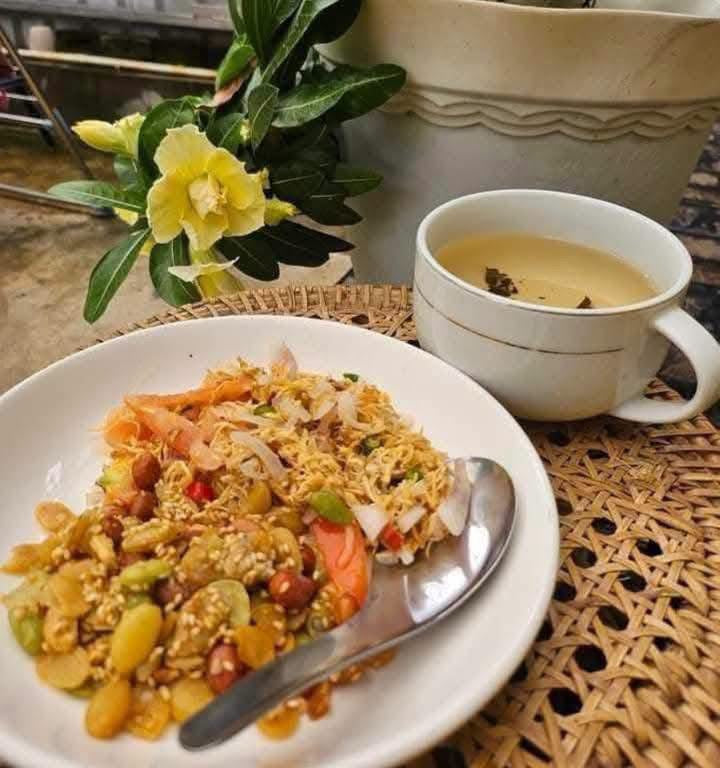 SKM ဇလွန်ဂျင်းသုပ် 250g