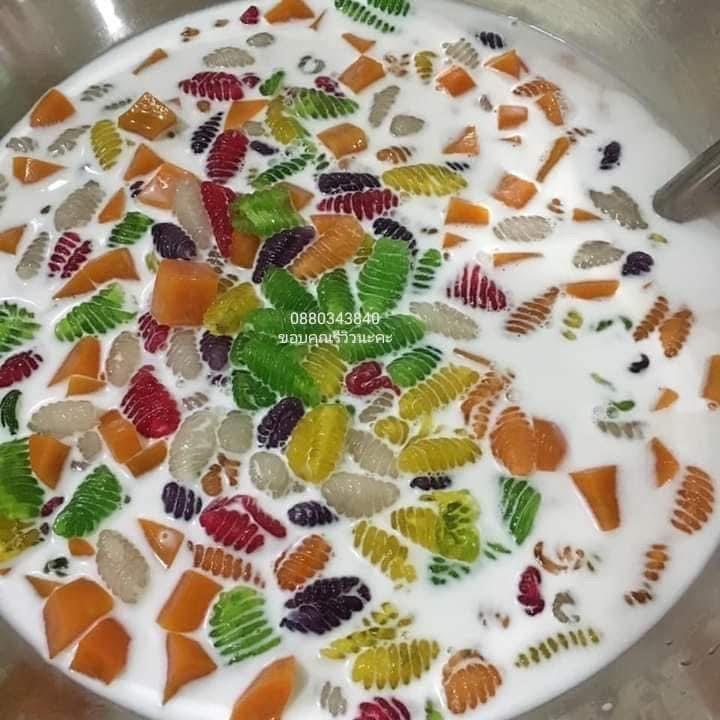 Color Full ရောင်စုံပိုးတီ မုန့်လက်ဆောင်းဖတ်ခြောက် 300g