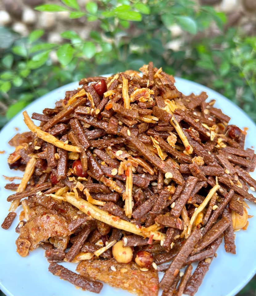 HH ပဲပုတ်အစုံကြော် 160g