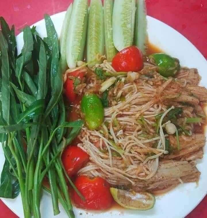 MBL ယိုးဒယား သင်္ဘောသီးထောင်း ငပိရည် 400 ml