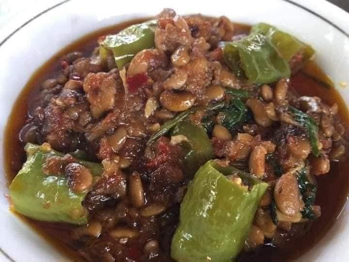 DKW ဒေါ်ခင်ဝေ ရေဦးပဲငပိ