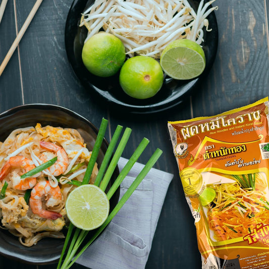 Pad Mee Korat (ခေါက်ဆွဲပါပီးအသင့်စား)
