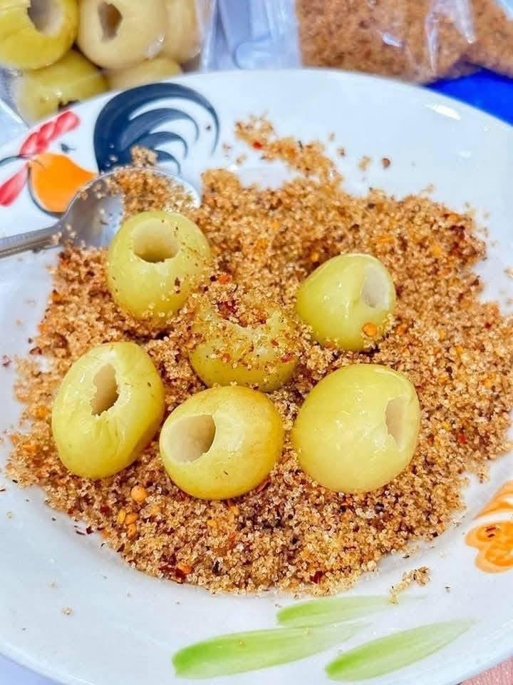 Thai ဇီးသီးစိမ်းပေါင်း (300g)